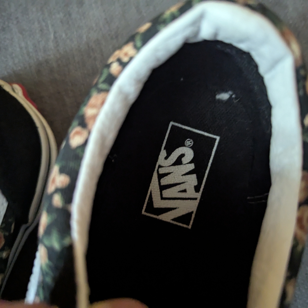 Vans Black Floral Sneakers - Picture 5 of 6